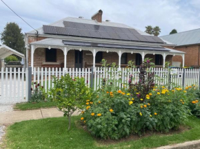 A Homestead on Market